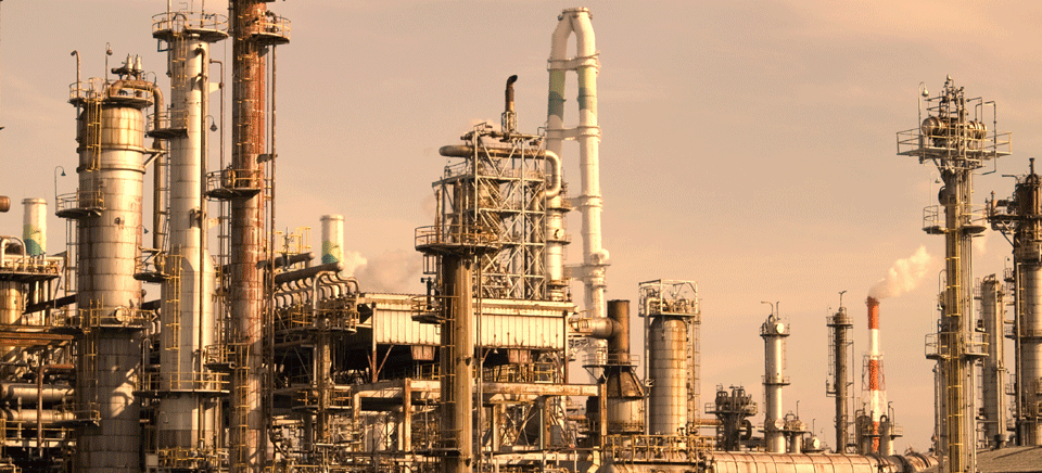 Image of an oil refinery